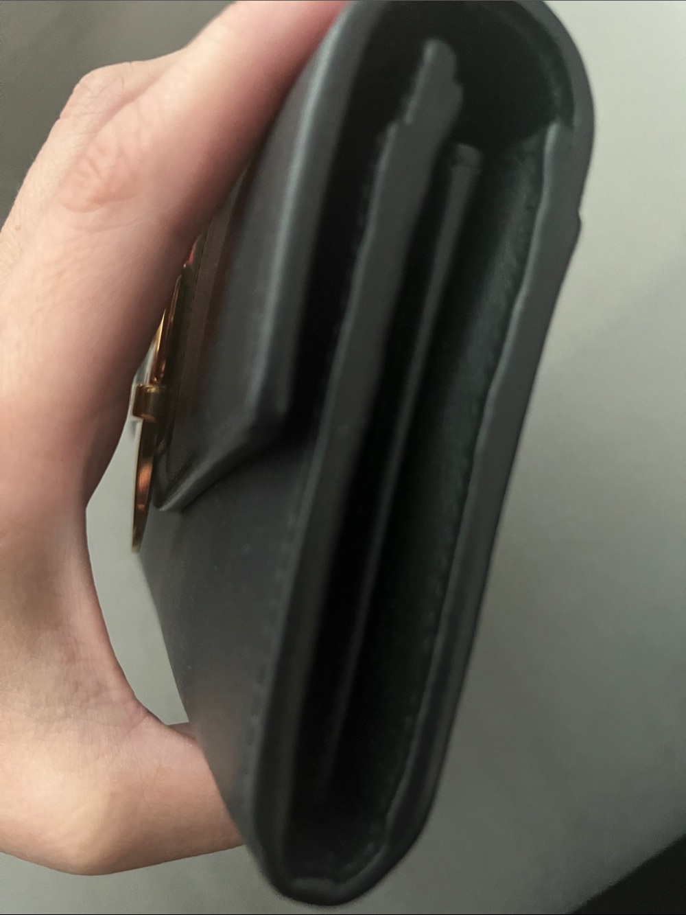 Gucci Black Leather Wallet with Green and Red Web Stripe and Gold Hardware - Picture 3 of 12